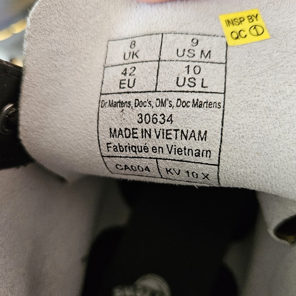 Dr. Martens boots - Picture 4 of 5